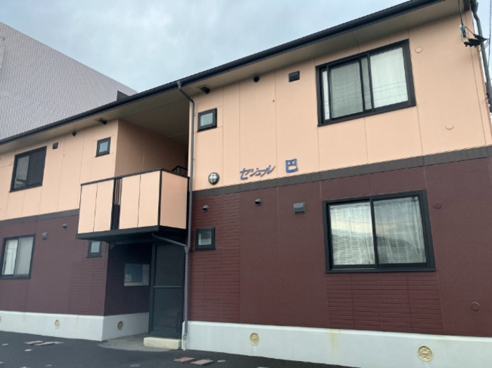 セジュール巴 201号室