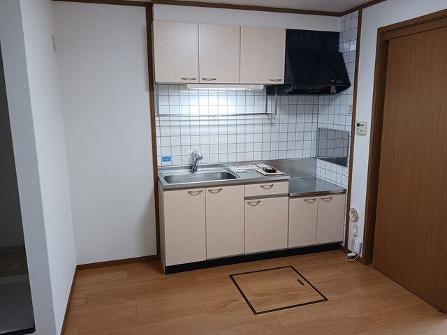 ミドルコート