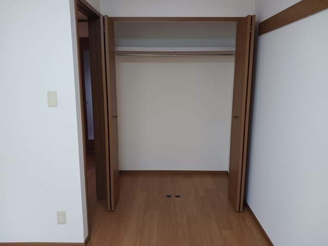 ミドルコート