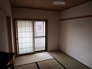 ペトロハイム F号室