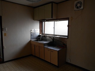 山子荘　2号室