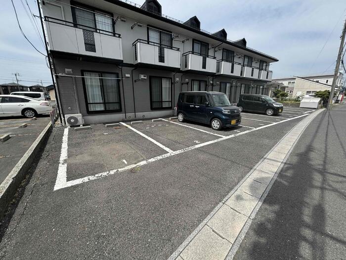 コモンライフ臥木河原 203号室