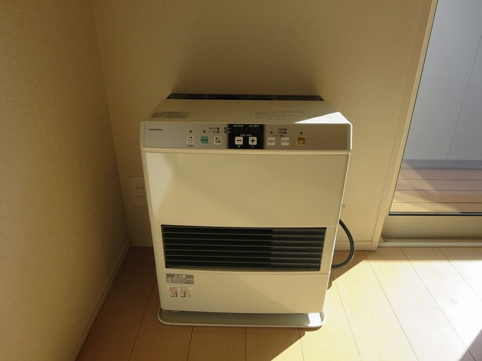 コモライズ新井田西 B102号室