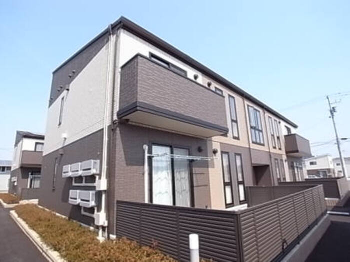ブランシェールB 102号室