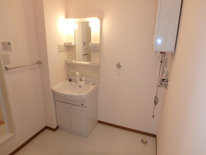 VERY HOUSE 102号室