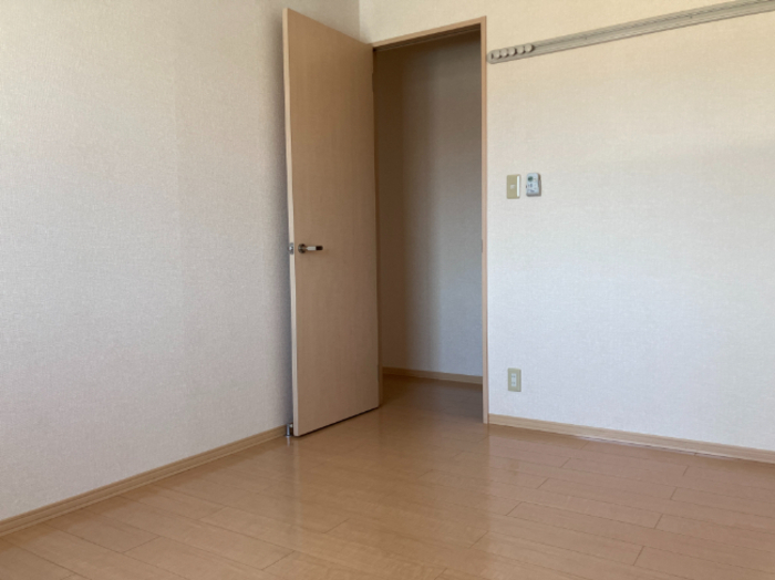 グランヴィラージュ C