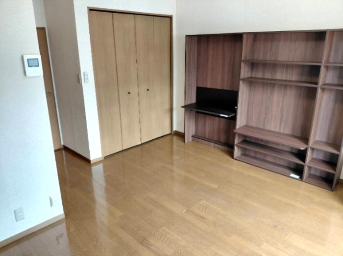 プチセジュール洲先町 205号室