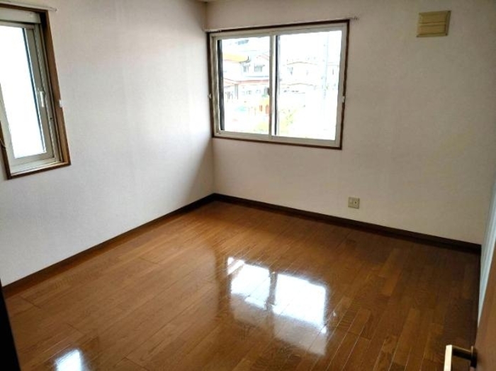 プチセジュール洲先町 205号室