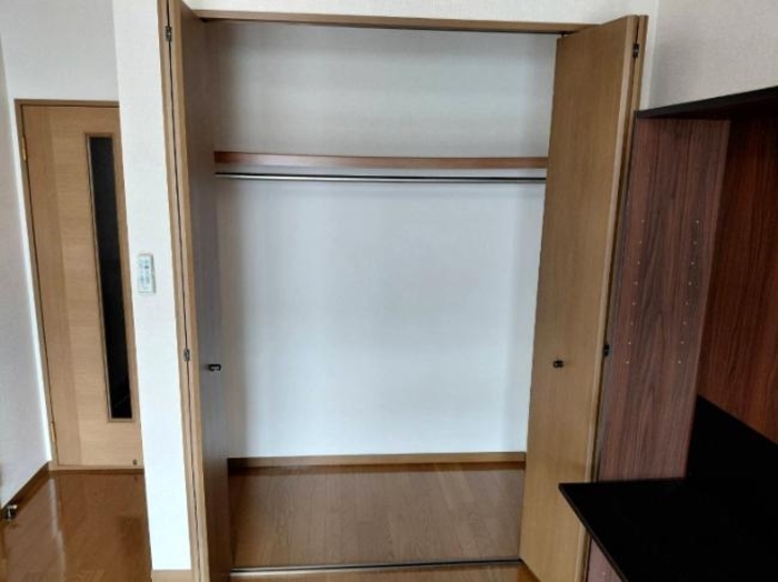 プチセジュール洲先町 205号室