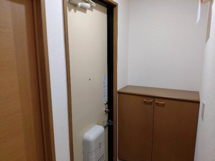 プチセジュール洲先町 205号室