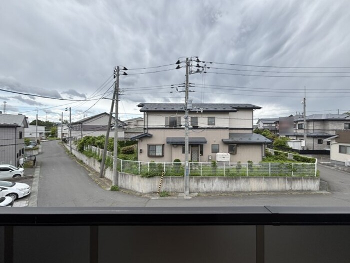 ホワイトプレミール 202号室