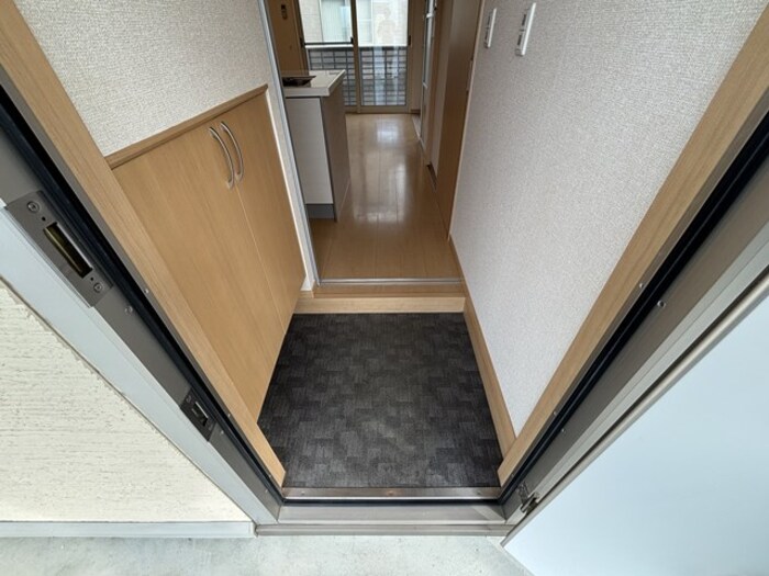 モンテローザ小待B 105号室