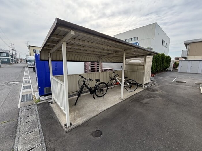 モンテローザ小待B 105号室