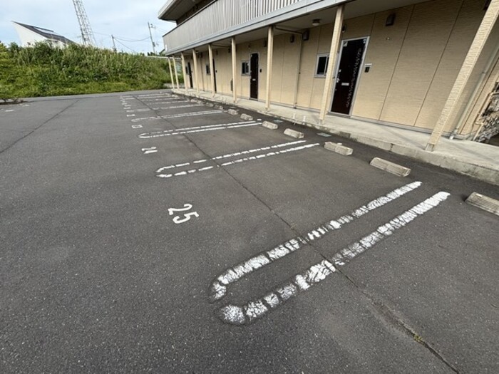 モンテローザ小待B 105号室