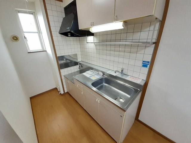 サンバティーク湊B