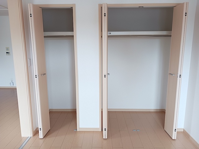 メゾンソレイユ 204号室